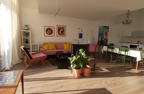 Barfleur House | Bord de Mer. Maison Contemporaine Avec Jardin au Coeur du Village de Barfleur