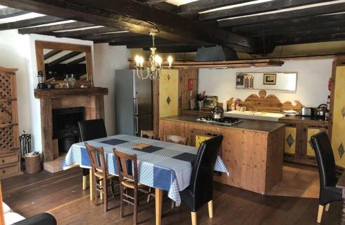 Bais House | Bras D’Or Rural Gite cottage by farms & lakes.