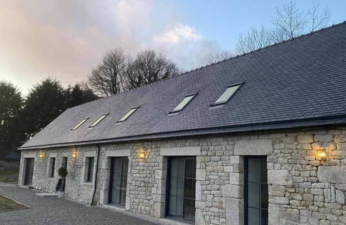 Malguenac House | Breton farmhouse with garden