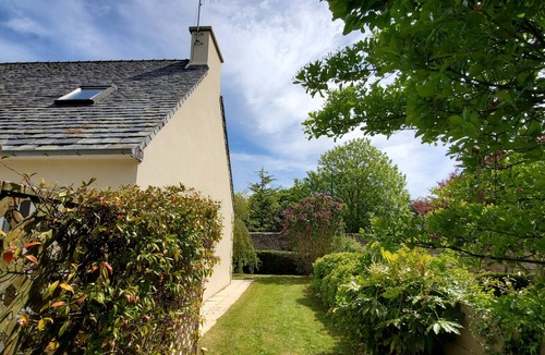 Saint-Pol-de-Leon House | BRETON HOUSE 5MN WALK FROM SHOPS AND 2.5 KMS FROM THE BEACH