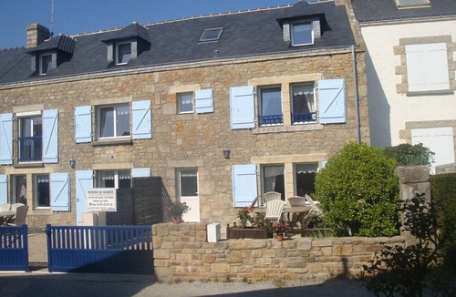 Plouharnel House | Breton house located in an authentic Breton seaside village