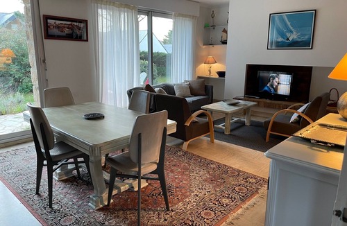 Plouharnel House | Bright and comfortable house in a quiet area in a wooded park near the beaches.