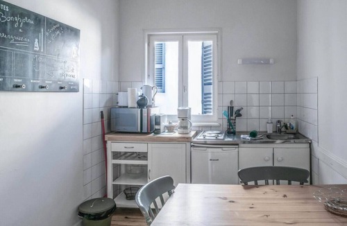 Champ-Capelet Apartment | Bright and quiet apartment, free parking