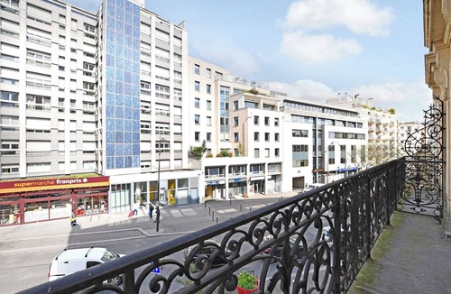 20th Arrondissement Apartment | Bright apartment - 2BR-4P - Belleville