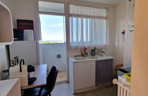 Poissy Apartment | Bright apartment
