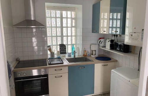Larmor-Baden Apartment | Bright apartment in country house 100 m from port
