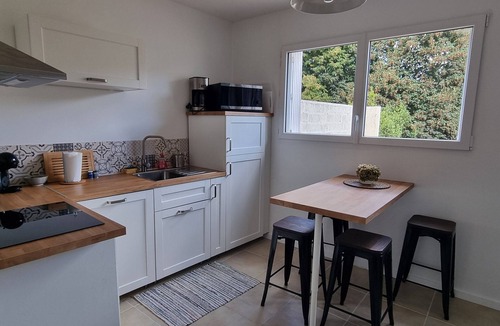 Morlaix Apartment | Bright apartment with terrace in the heart of Morlaix