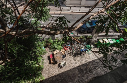 Belleville Apartment | Bright atypical duplex in Menilmontant