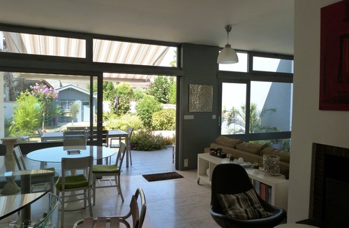 Talence Apartment | Bright house, modern and air conditioned with lovely garden and spa