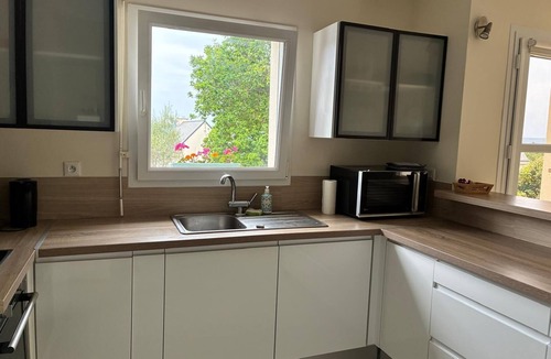 Lezardrieux Cabin | Bright house with enclosed garden, near beaches Lézardrieux