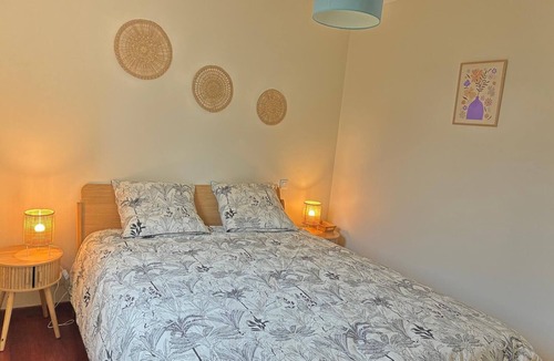 Lezardrieux Cabin | Bright house with enclosed garden, near beaches Lézardrieux