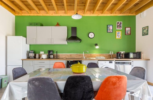 Bretteville Cottage | Bright house with terrace and private garden near the beach