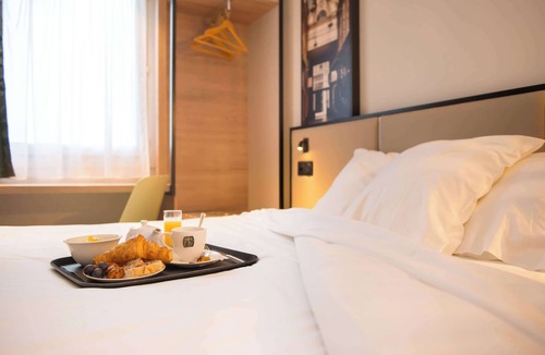 Le Relecq-Kerhuon Hotel | Brit Hotel Brest Le Relecq Kerhuon