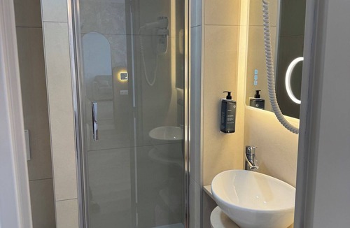 Saint-Witz Hotel | BRIT HOTEL CONFORT ROISSY SAINT-WITZ