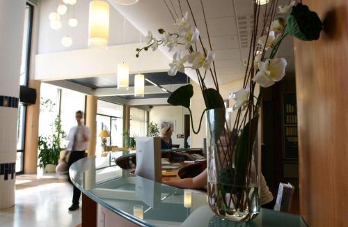 Saint-Paul-les-Dax Hotel | Brit Hotel du Lac