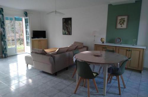 Lesperon House | Bruyéres