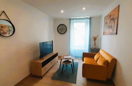 Chateauroux Apartment | Bryas 1 - rdc-wifi-1chb-cour