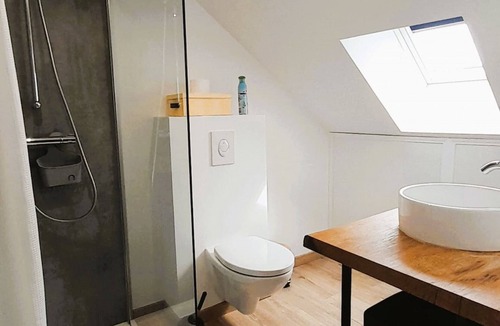 Chateauroux Apartment | Bryas 3 - wifi-cour-1chb double