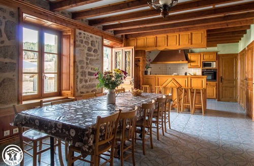 Saint-Romain House | Buriane - Saint-romain