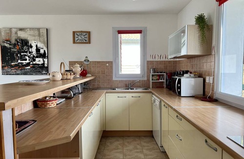 Cambo-les-Bains Apartment | Cambo-les-Bains Calm T2 2 Sleeps with Parking