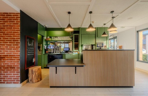 Cousinerie Hotel | Campanile NATURE - Lille Est Villeneuve-d'Ascq