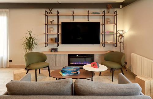 Meaux Hotel | Campanile NATURE - Meaux