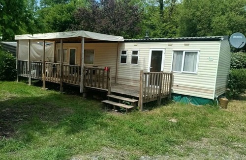 Thiviers House | Camping 3 étoiles - Piscine - ccbgdci