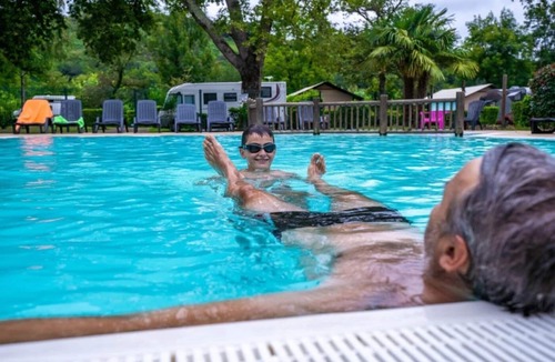 Aramits House | Camping 4 étoiles - Piscine - ccbbdhe