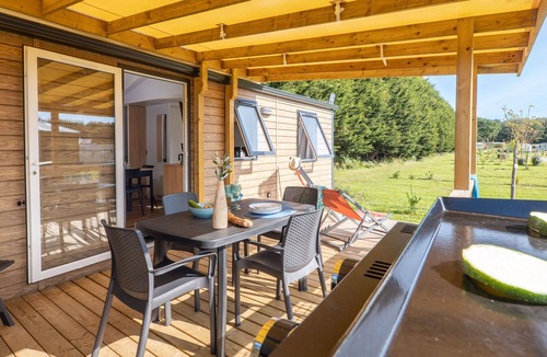 Monterblanc House | Camping 4* | Mobil-home 6p | Piscine intérieure
