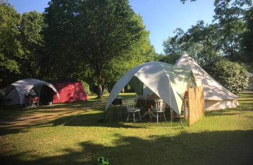 Commana Other | Camping Au Lac Du Drennec Glamping Tent