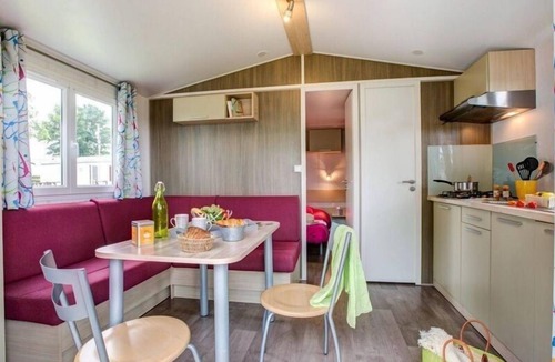 Ebreuil RV Rental | Camping des Nières