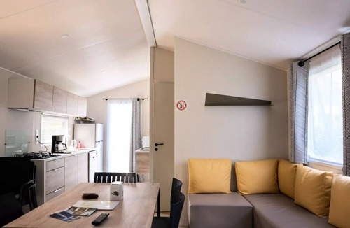 Pont-Scorff House | Camping Entre Terre et Mer * - Mobil home Privilege (2 bedrooms) 4 people