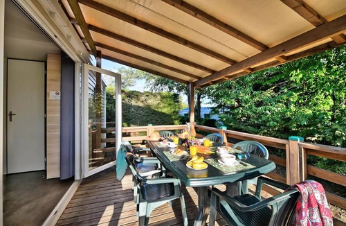 Anneyron House | Camping Flower la Châtaigneraie* - Premium Mobile Home 3 rooms 4/6 people Air-conditioned