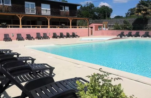 Saint-Gaultier Ski Chalet | Camping L'Oasis du Berry **** - Prestige chalet 3 rooms 4 people PRM