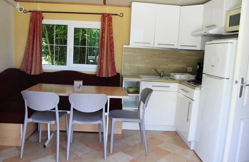 Miribel-les-Echelles House | Camping Le Balcon de Chartreuse* - Mobile home Hazel