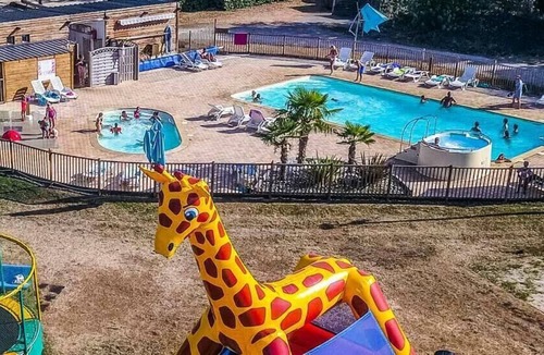 Naucelle House | Camping le Lac de Bonnefon*** - Canvas Bungalow 3 rooms 5 people Without Sanitary