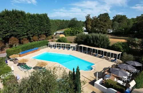 Saint-Paul-les-Dax House | Camping les Pins du Soleil* - Mobile home 3 rooms 4 people with air conditioning - TV