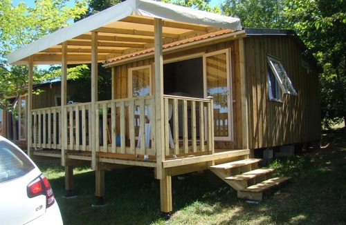 Saint-Pierre-Lafeuille Other | CAMPING LES GRAVES - Cabane TITHOME