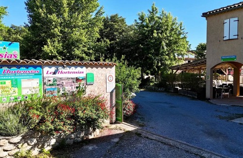 Rosieres House | Camping les Hydrangeas * - Canvas Bungalow 3 rooms 5 people Without Sanitary facilities