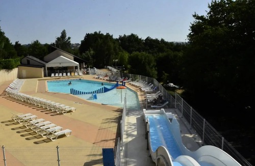 Pont-de-Salars House | Camping Les Terrasses du Lac* - 3-room mobile home 4/6 people Air-conditioned