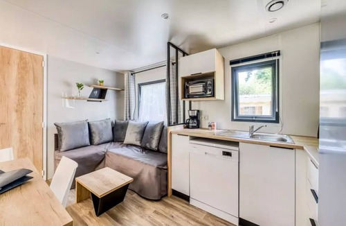 Saint-Paul-en-Born House | Camping maeva Escapades La Clairière * - Comfort Mobile Home 4 Rooms 6 People + TV