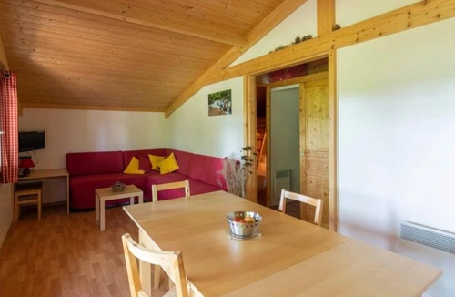 Levier Ski Chalet | Camping nature 3 étoiles - au coeur des montagnes du Jura
