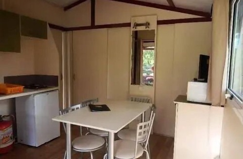 Espelette Ski Chalet | Camping Paradis Biper Gorri * - Chalet for 5 People