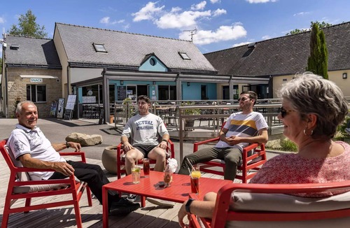 La Trinite-sur-Mer House | Camping Romanée Le Kervilor* - PREMIUM mobile home - 2 bedrooms for 4 people