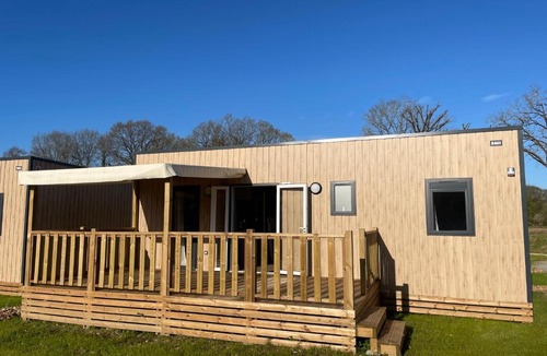 Pontivy Apartment | Camping VVF Le Kerostin