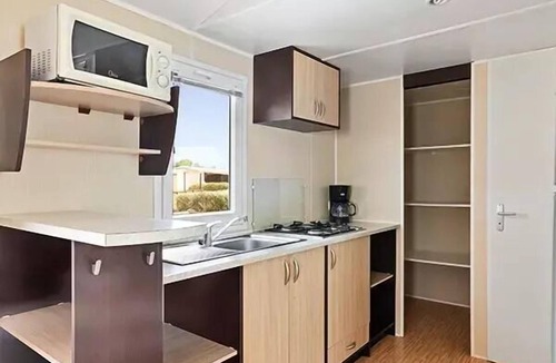 Beauvoir House | Campsite Les Pommiers du Mont Saint Michel * - Mobile home Classic 3 rooms 4 people - TV