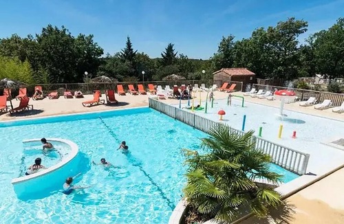 Crayssac Ski Chalet | Campsite Les Reflets du Quercy * - Chalet Family - 2 bedrooms 5 people