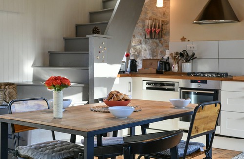 Saint-Vincent-de-Mercuze House | Casa Mialy Holiday Home with Mountain View, Wi-Fi and Air Conditioning