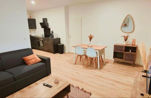 Clermont-Ferrand Apartment | Casa Pampa 4 pers Parking check-in 24sur24 wifi