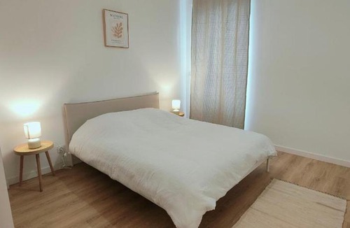 Clermont-Ferrand Apartment | Casa Pampa 4 pers Parking check-in 24sur24 wifi